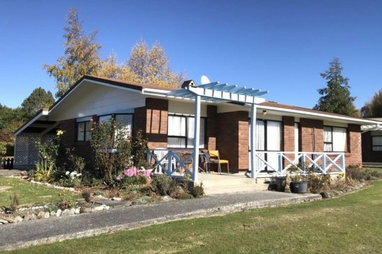 Photo of property in 13a Side Street, Clinton, 9534