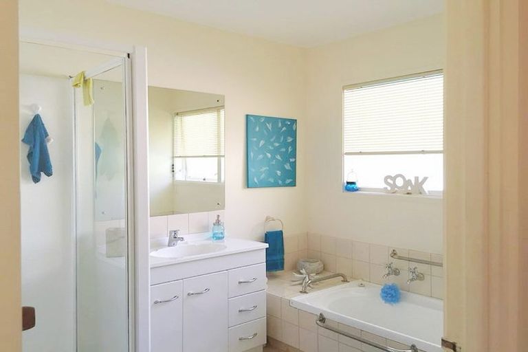 Photo of property in 8 Colum Place, Bucklands Beach, Auckland, 2014