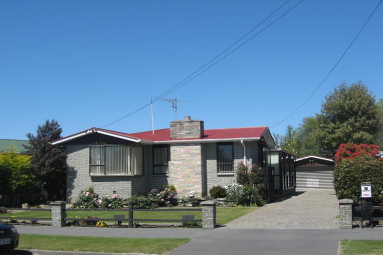 Photo of property in 15 Kilburn Street, Bishopdale, Christchurch, 8053