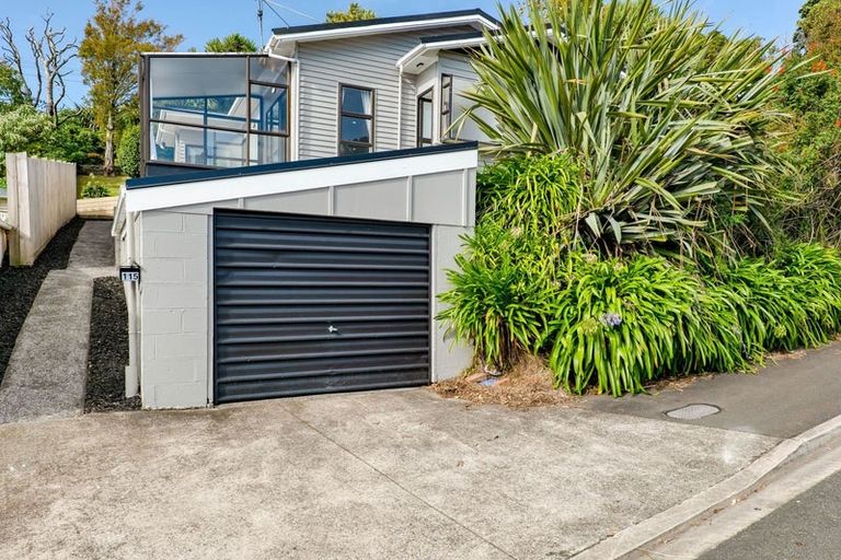 Photo of property in 115 Mangorei Road, Merrilands, New Plymouth, 4312