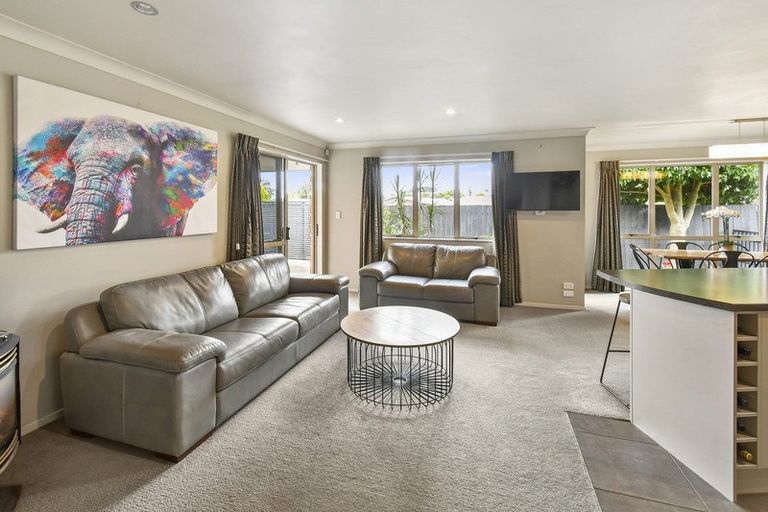 Photo of property in 4a Shirley Avenue, Papakura, 2110