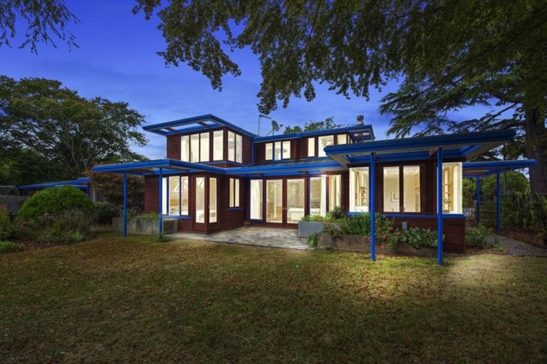 Photo of property in 23 Golf Road, Heretaunga, Upper Hutt, 5018