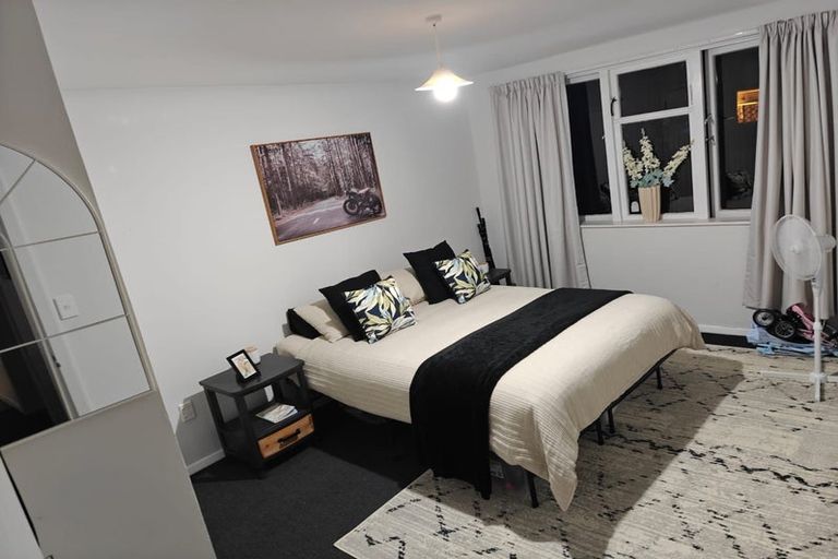 Photo of property in 11 Oak Street, Ebdentown, Upper Hutt, 5018