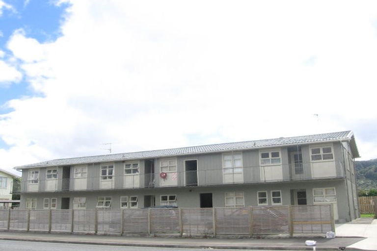 Photo of property in Wellway Flats, 45 Mcparland Street, Ebdentown, Upper Hutt, 5018