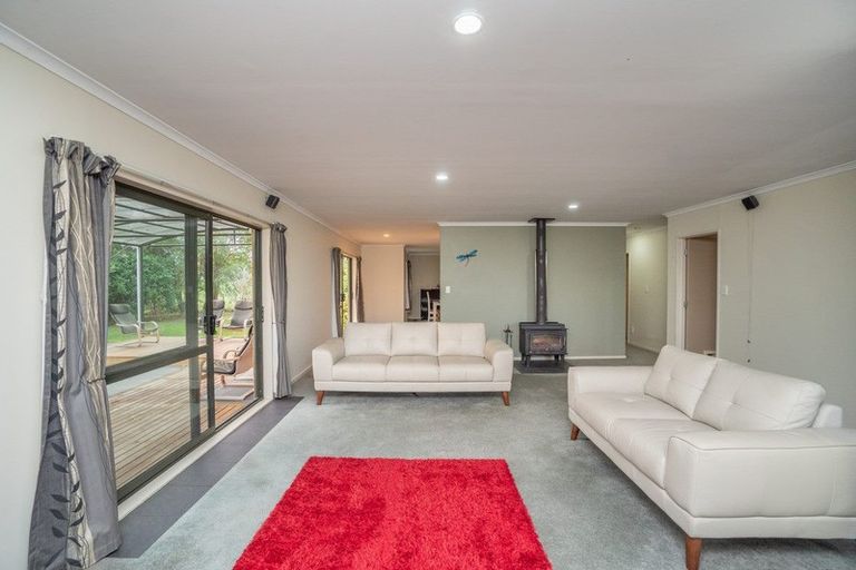 Photo of property in 17 Raukawa Road, Ashhurst, Palmerston North, 4470