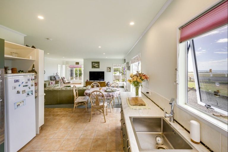 Photo of property in 256 Whirinaki Road, Eskdale, Napier, 4182