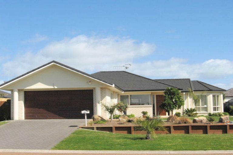 Photo of property in 12 Kokomo Key, Papamoa Beach, Papamoa, 3118