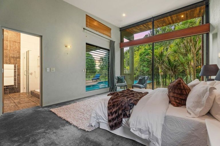 Photo of property in 303 Matua Road, Kumeu, 0891