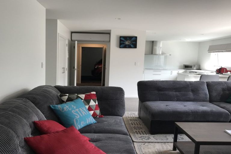 Photo of property in 2/36 Shirley Road, Richmond, Christchurch, 8013