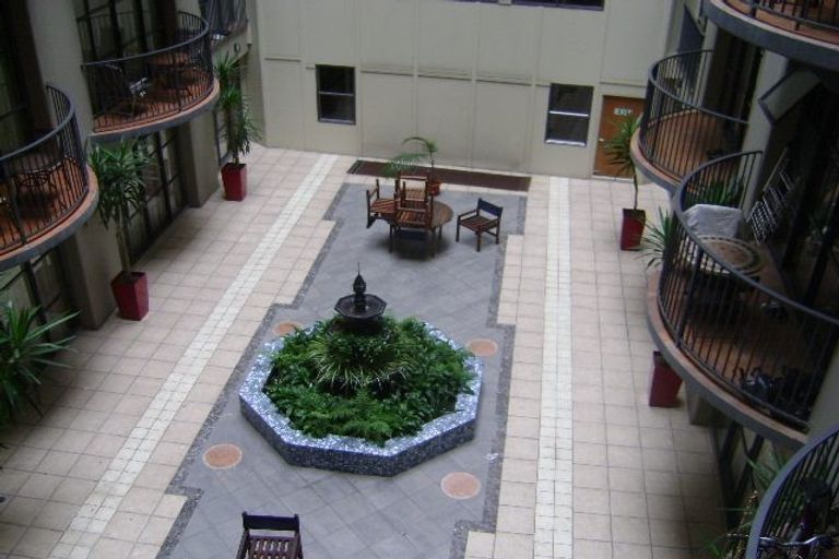 Photo of property in Atrium Apartments, 3g/154 The Terrace, Wellington Central, Wellington, 6011