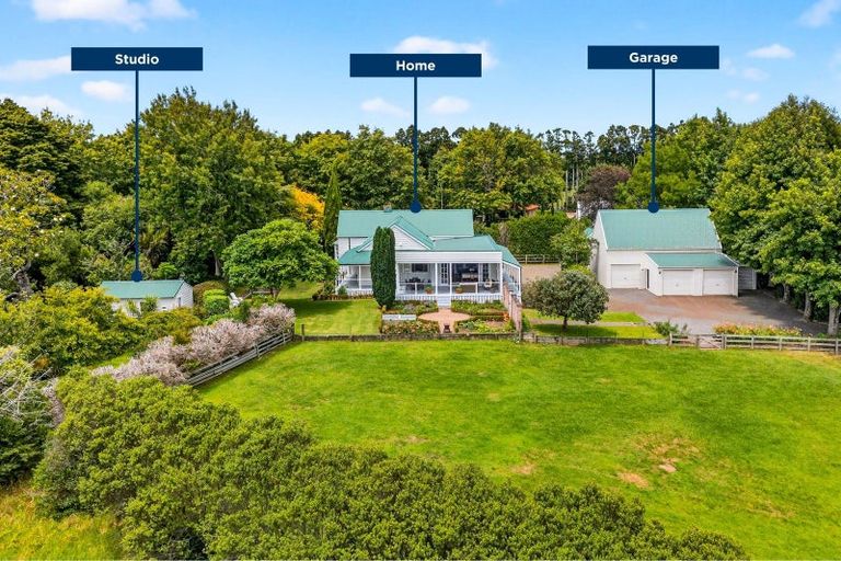 Photo of property in 127a Access Road, Kumeu, 0891