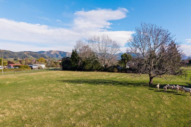 Photo of property in 15 Victoria Street, Waimate, 7924