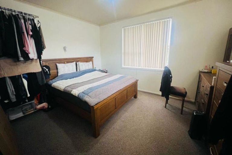 Photo of property in 1/172 Forrest Hill Road, Forrest Hill, Auckland, 0620