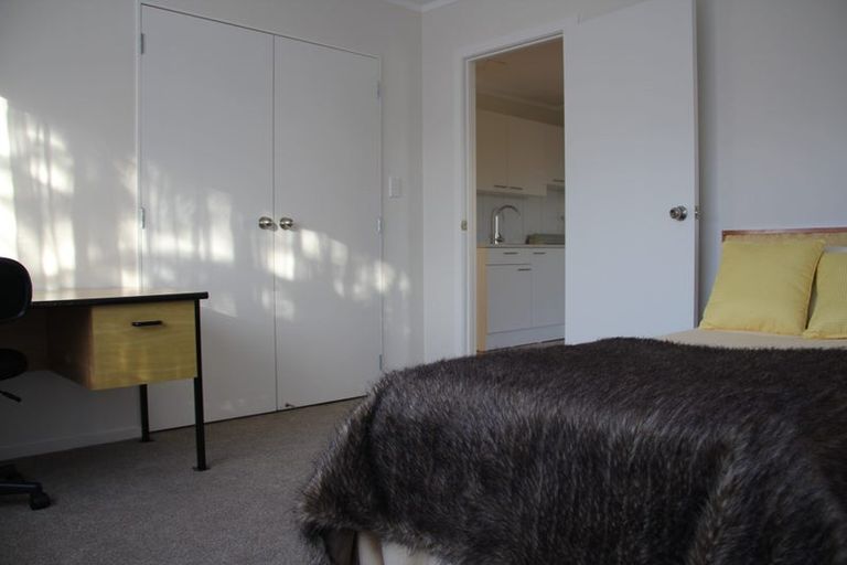 Photo of property in 50 Knightsbridge Drive, Forrest Hill, Auckland, 0620
