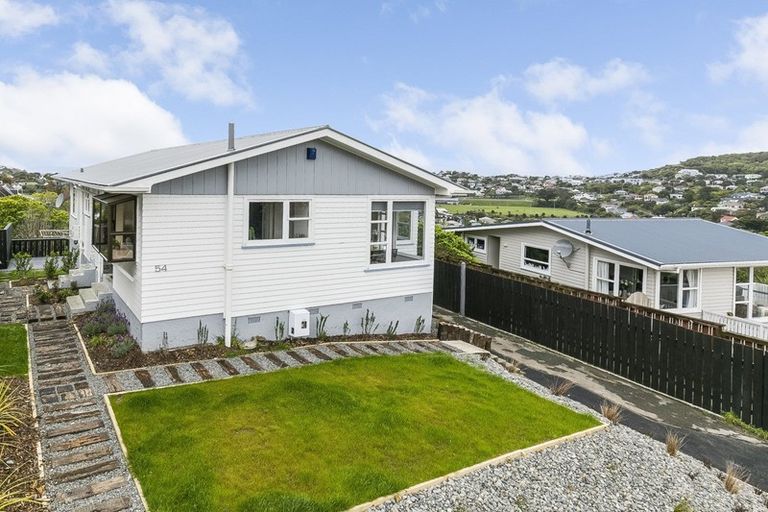 Photo of property in 54 Kandy Crescent, Ngaio, Wellington, 6035