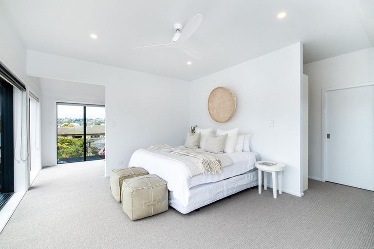 Photo of property in 52 Charles Street, Westshore, Napier, 4110