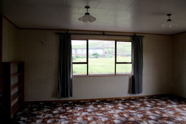 Photo of property in 20 Old Port Road, Warepa, Balclutha, 9273