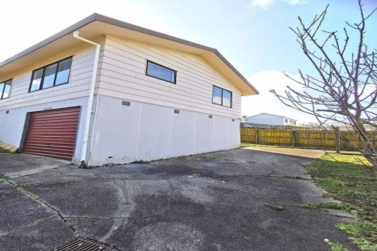 Photo of property in 19 Malaspina Place, Papatoetoe, Auckland, 2025