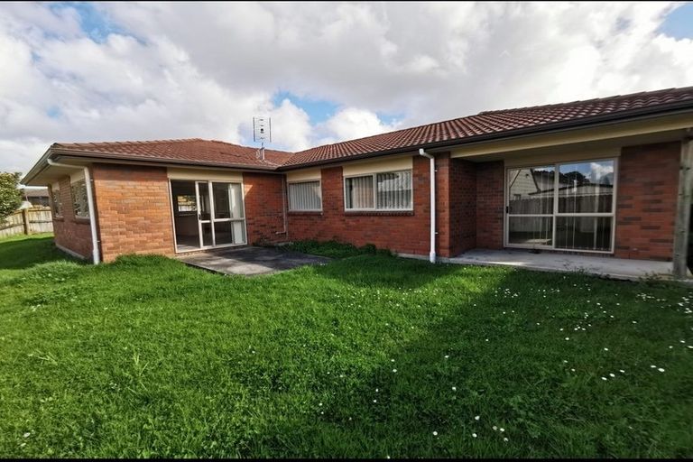 Photo of property in 256 Royal Road, Massey, Auckland, 0614