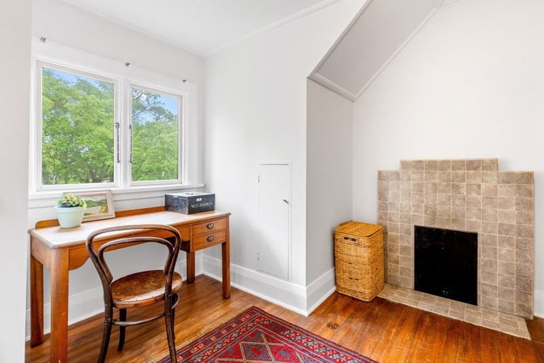 Photo of property in 16 Marewa Street, Kew, Dunedin, 9012