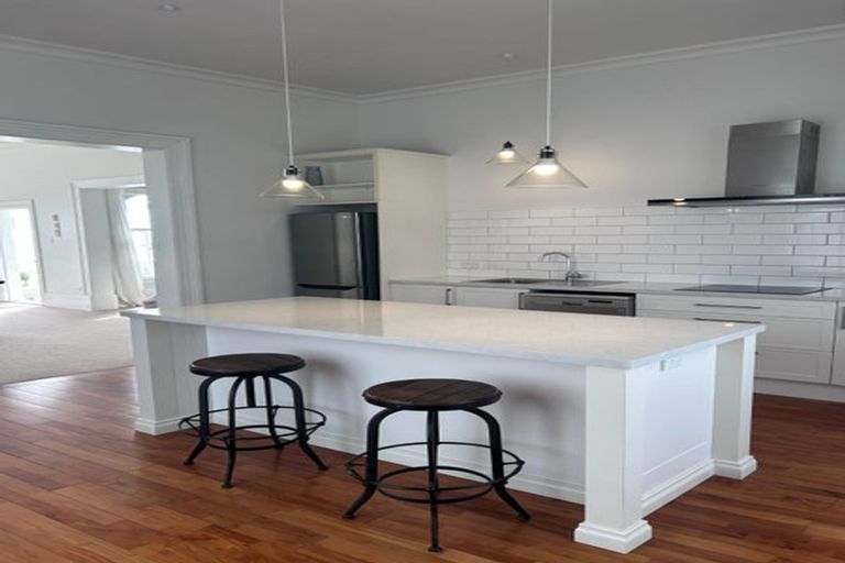 Photo of property in 415 Wakefield Quay, Stepneyville, Nelson, 7010