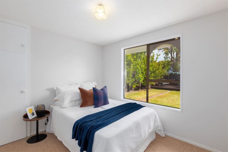 Photo of property in 35 Karnak Crescent, Russley, Christchurch, 8042