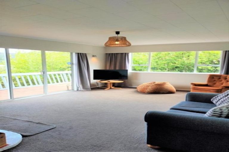 Photo of property in 25 Pencarrow Crescent, Wainuiomata, Lower Hutt, 5014