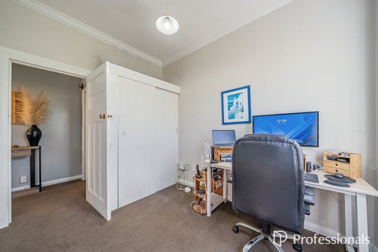 Photo of property in 11 Elizabeth Street, Moera, Lower Hutt, 5010