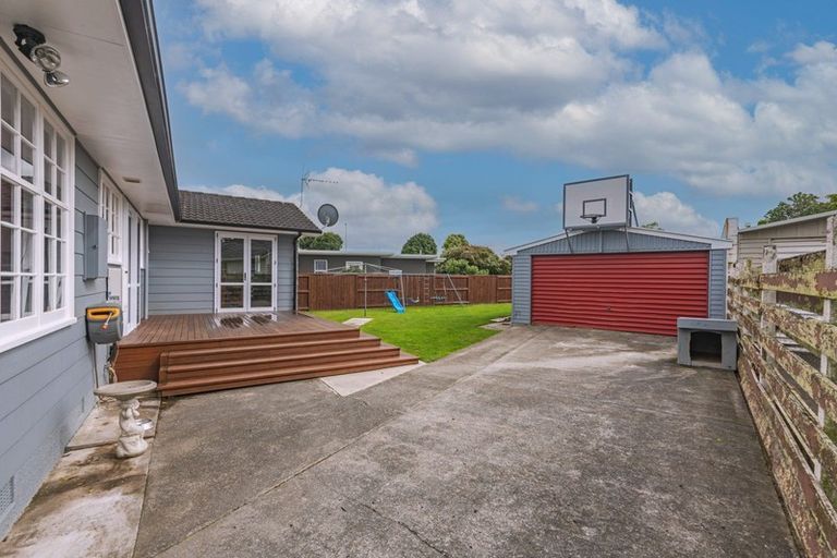Photo of property in 88 Ruamahanga Crescent, Terrace End, Palmerston North, 4410