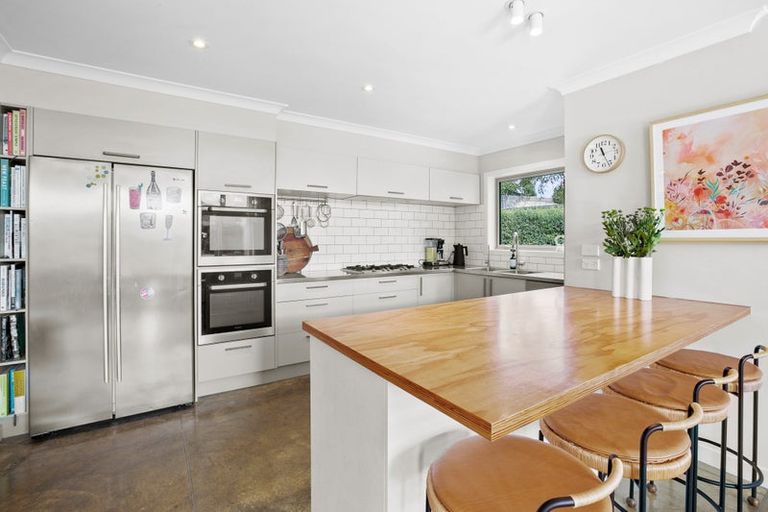 Photo of property in 1185d South Road, Oakura, 4314