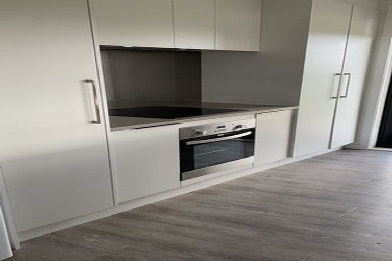 Photo of property in 1 Okoreka Road, Glenbrook, 2681