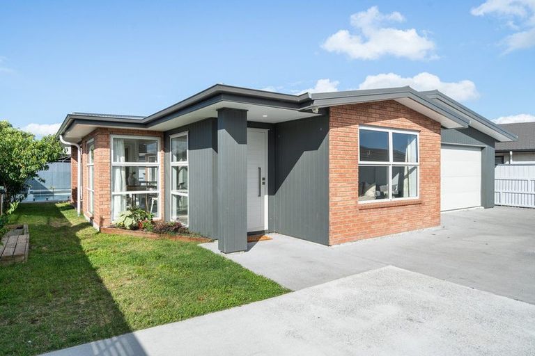 Photo of property in 23 Kotiate Street, Papamoa Beach, Papamoa, 3118