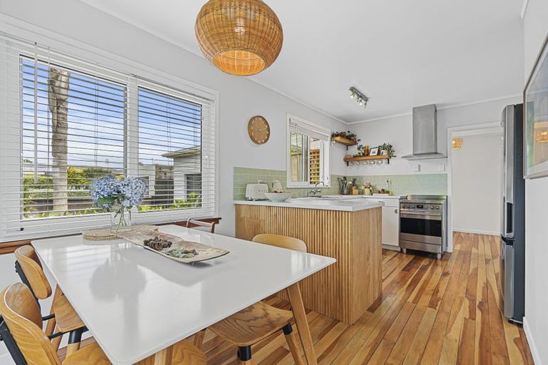 Photo of property in 144 Pioneer Road, Spotswood, New Plymouth, 4310