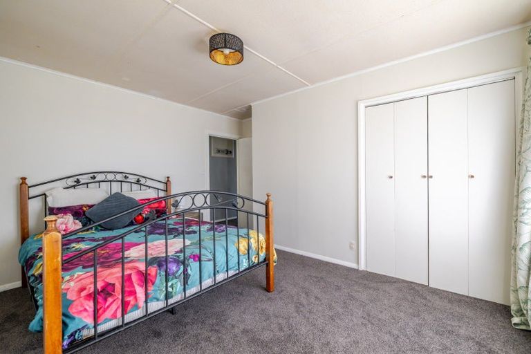 Photo of property in 17 Wilson Street, Pahiatua, 4910