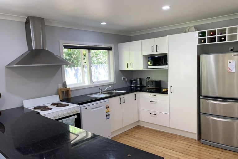 Photo of property in 42 Mawson Avenue, Waipapa, 0230