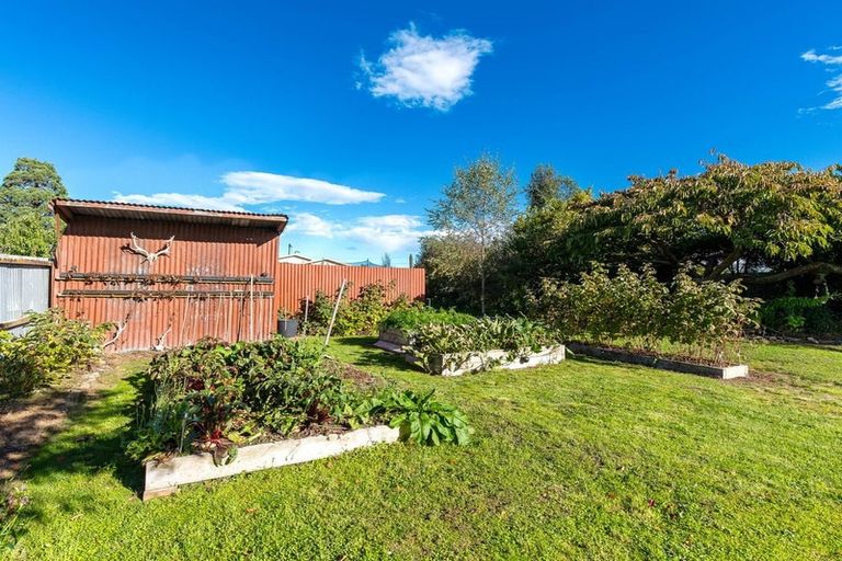 Photo of property in 11 Exeter Street, Waimate, 7924