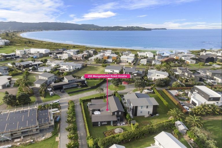 Photo of property in 255 Mangatawhiri Road, Omaha, Warkworth, 0986