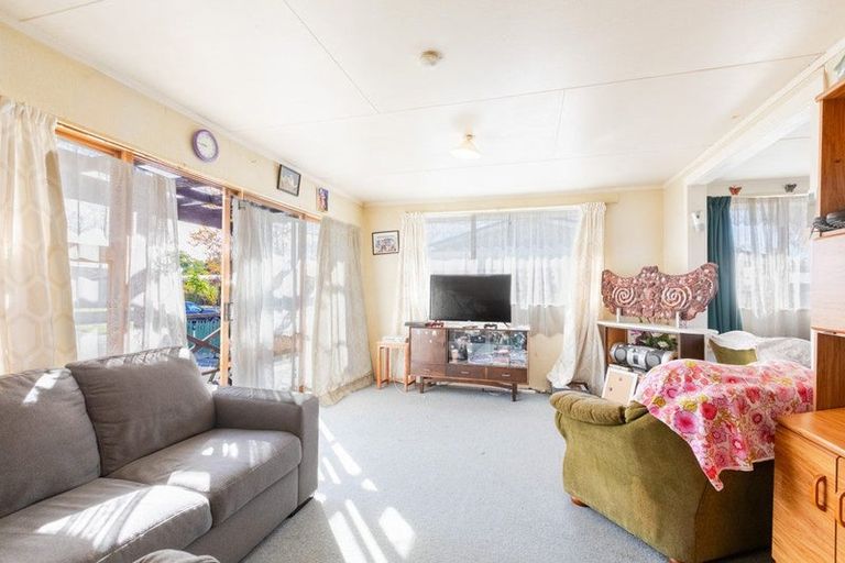 Photo of property in 21 Amundsen Avenue, Flaxmere, Hastings, 4120