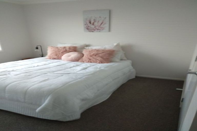 Photo of property in 6 Penetaka Heights, Pyes Pa, Tauranga, 3112