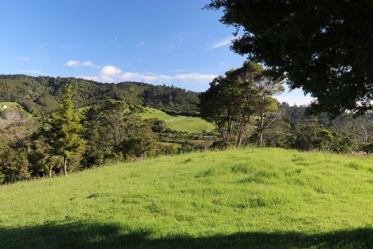 Photo of property in 53 Pakaru Road, Kawakawa, 0282