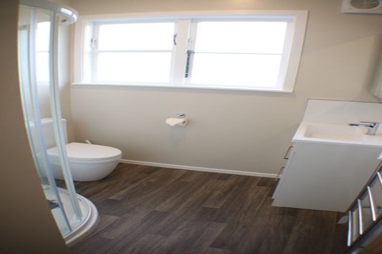 Photo of property in 9 Brown Grove, Fairfield, Lower Hutt, 5011