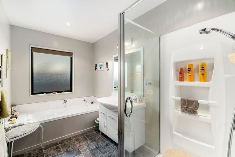 Photo of property in 112 Neplusultra Street, Cromwell, 9310