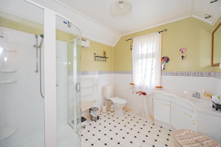 Photo of property in 43 Lynn Street, Oamaru North, Oamaru, 9400