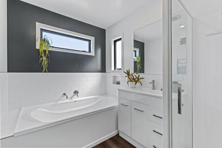 Photo of property in 111a Inniscort Street, Cromwell, 9310