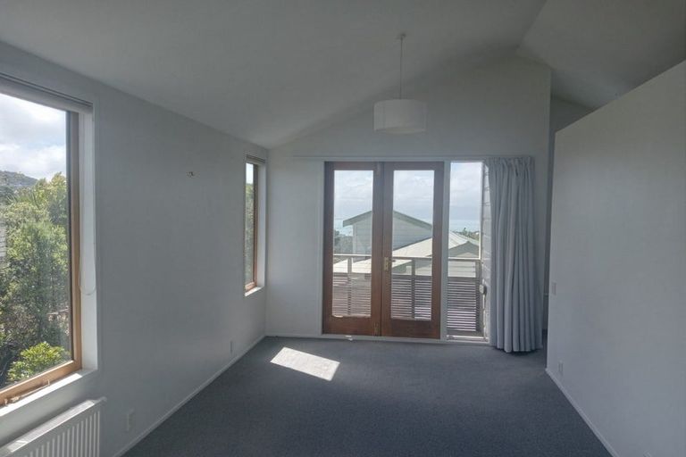 Photo of property in 25 Putnam Street, Northland, Wellington, 6012