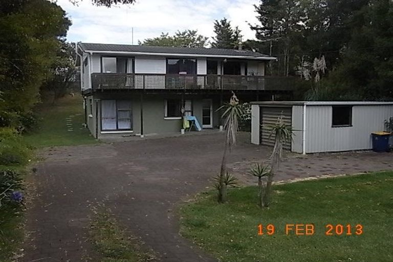 Photo of property in 35 Tauhinu Road, Greenhithe, Auckland, 0632