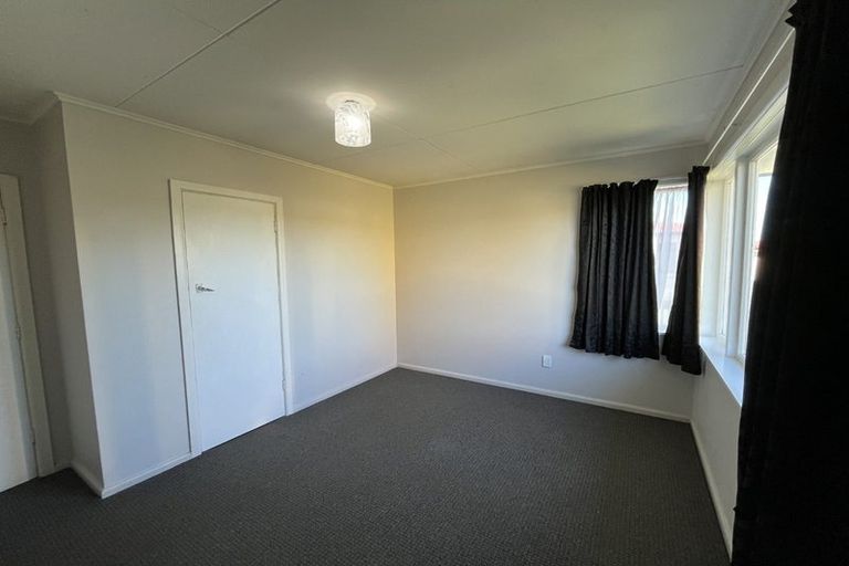 Photo of property in 4 Kauri Street, Taradale, Napier, 4112