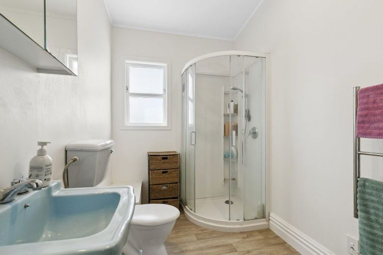 Photo of property in 5 Hadfield Terrace, Kelburn, Wellington, 6012