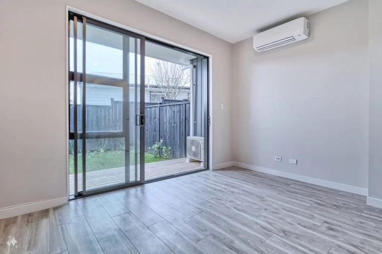 Photo of property in 6/67 Kervil Avenue, Te Atatu Peninsula, Auckland, 0610