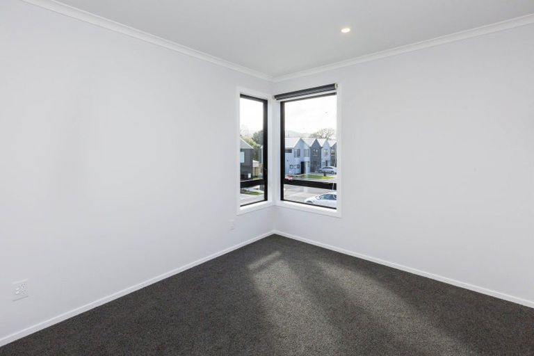 Photo of property in 8 Reakes Crescent, Wallaceville, Upper Hutt, 5018